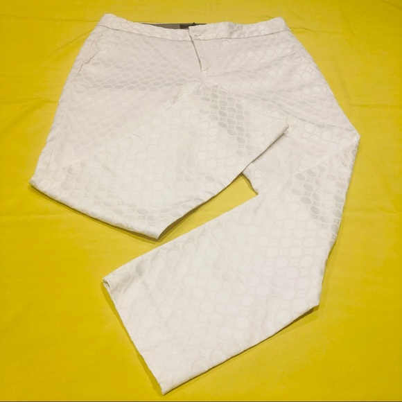 Banana Republic Hampton Fit Size 6 White Textured Circle patterned pants - Picture 1 of 9